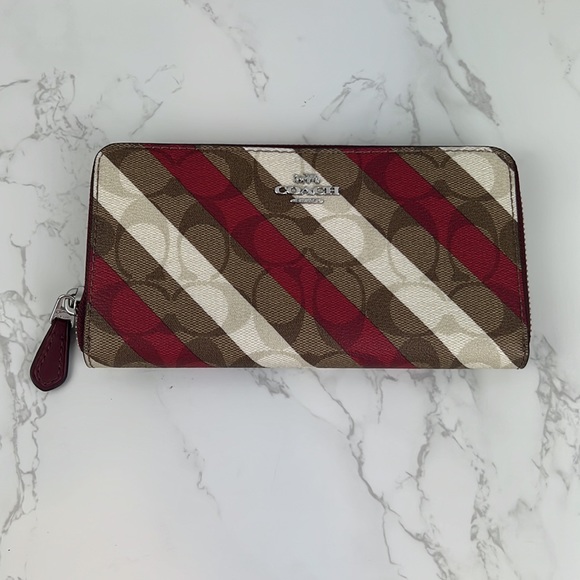 Coach NWT Accordion Zip Wallet Signature Canvas Diagonal Stripe